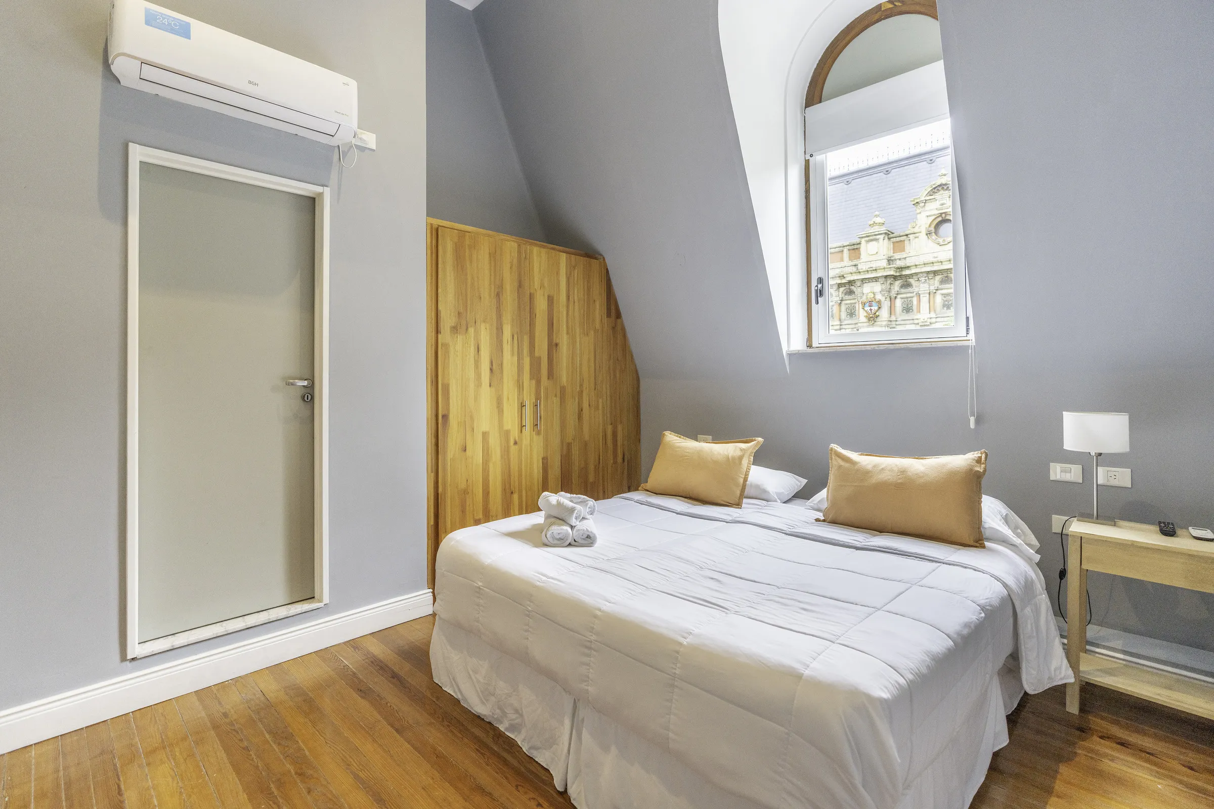 Habitación doble de Riobamba Suites con baño privado
