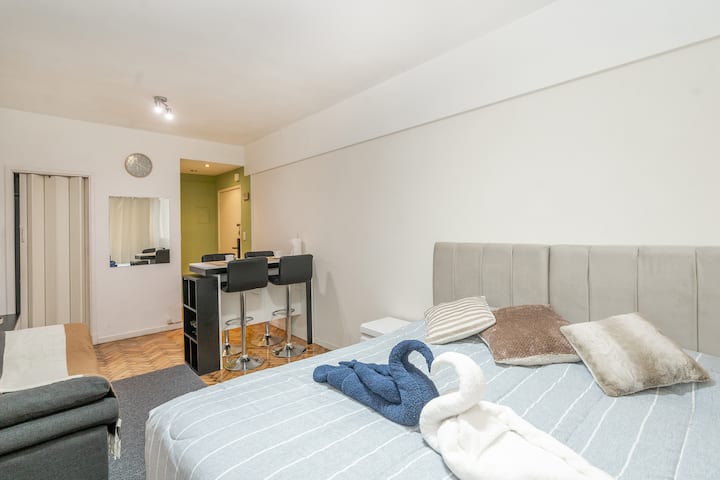 Foto del departamento Apt en Tribunales near Subte & Teatro Colon Pax3 en Tribunales